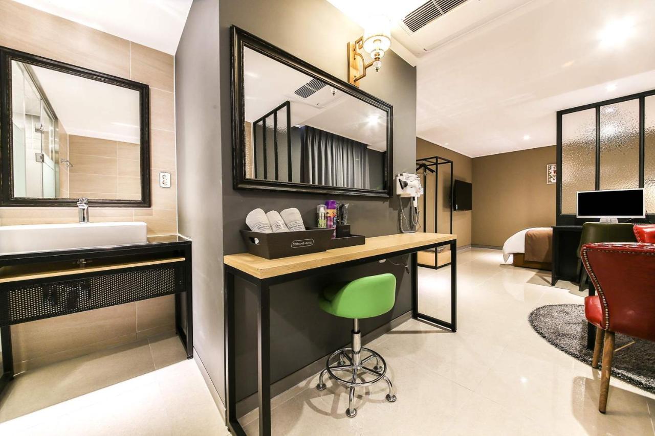 Docking Hotel Gimpo Dış mekan fotoğraf