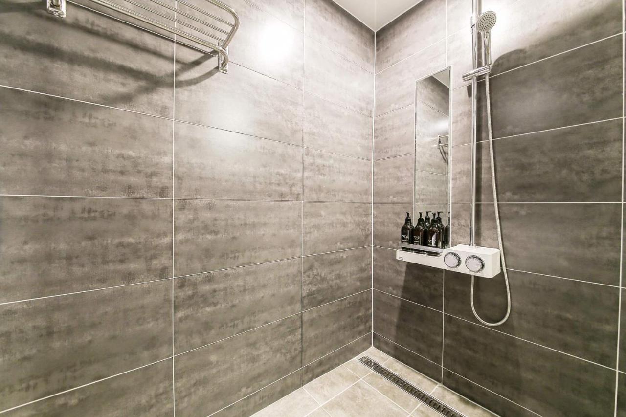 Docking Hotel Gimpo Dış mekan fotoğraf