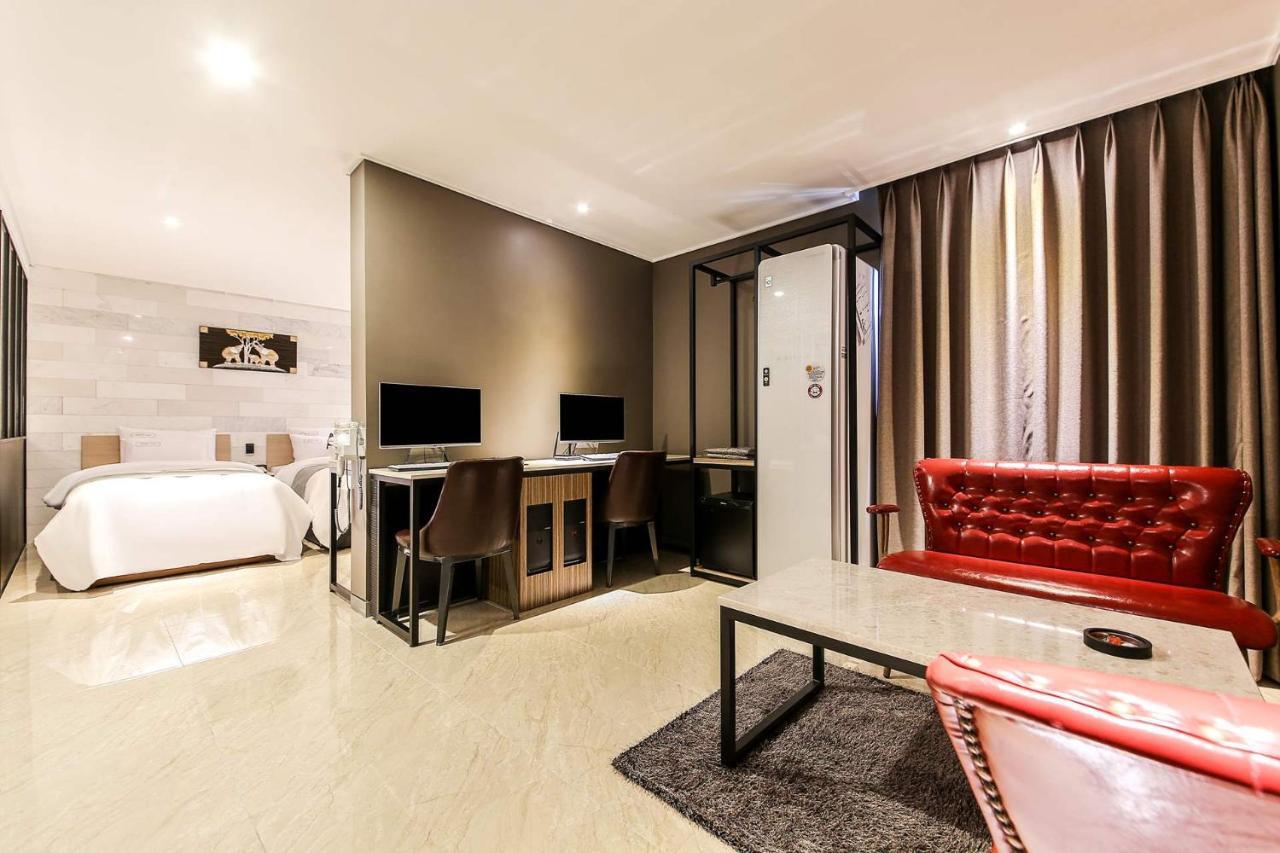 Docking Hotel Gimpo Dış mekan fotoğraf