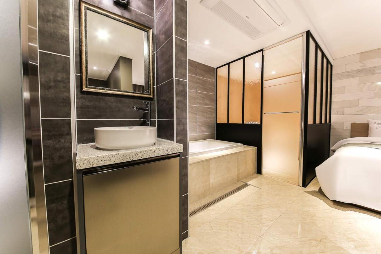 Docking Hotel Gimpo Dış mekan fotoğraf